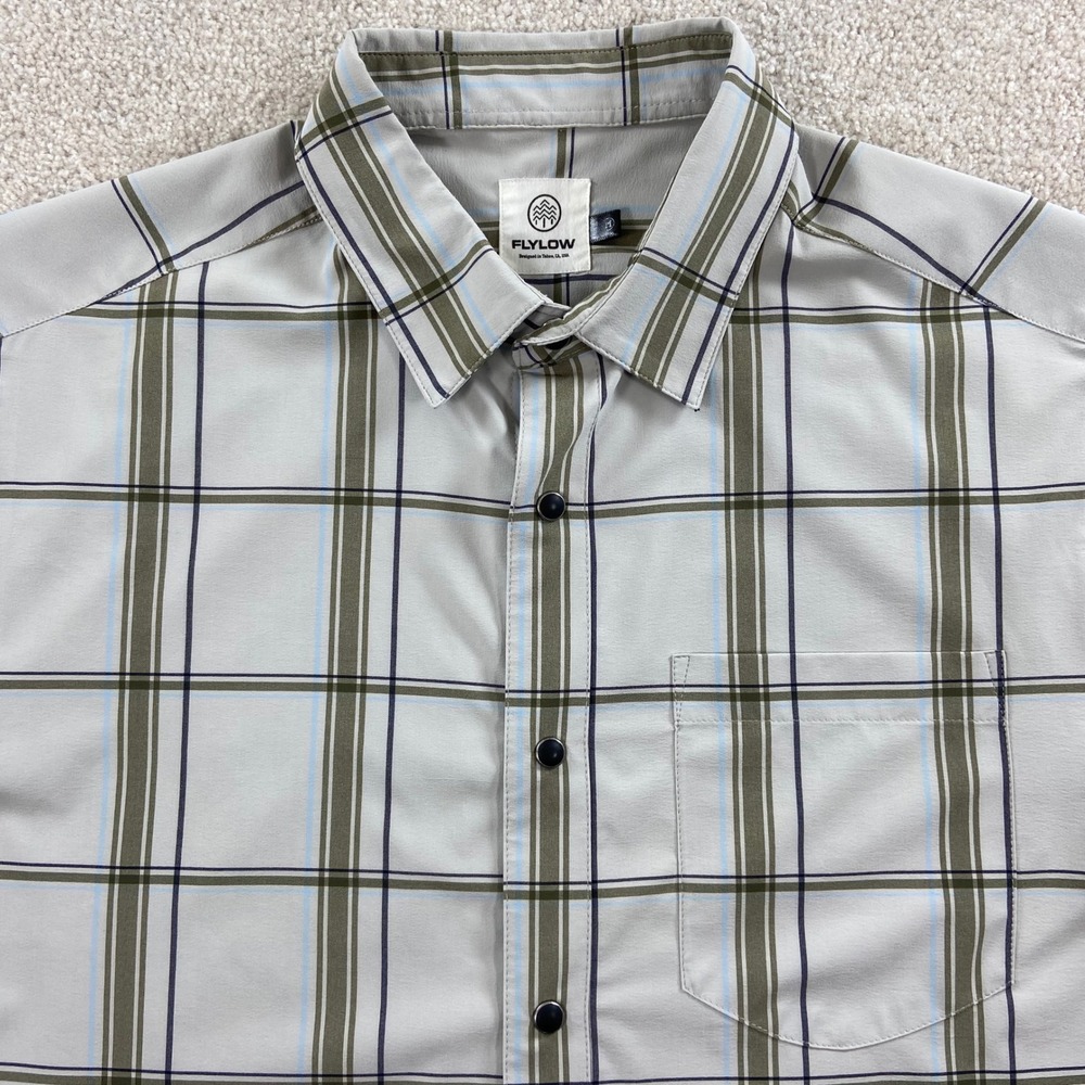 Flylow Button Up Shirt Mens Medium Grey Plaid Short Sleeve Snap Front Pocket